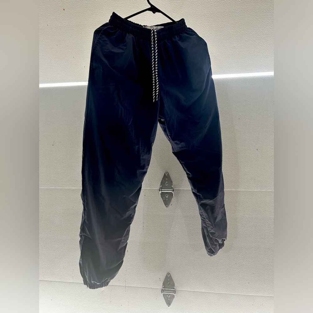 Kids small IXSPA sweat pants